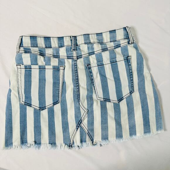 Rewash Blue & White Relaxed Denim Mini Skirt Sz 9/29 - Picture 6 of 6